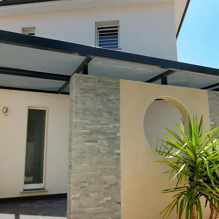 Villa La Roseliere