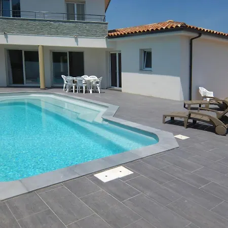 فيلة Villa La Roseliere *