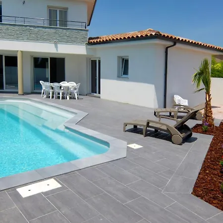 فيلة Villa La Roseliere