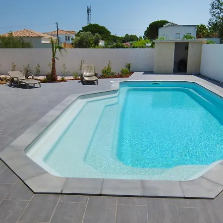 Villa La Roseliere فيلة *