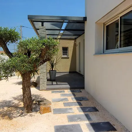 Villa La Roseliere فيلة